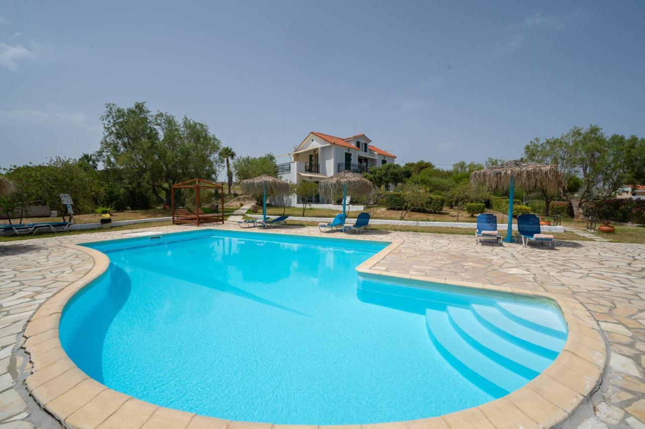 XI Village Xi Beach Dış mekan fotoğraf